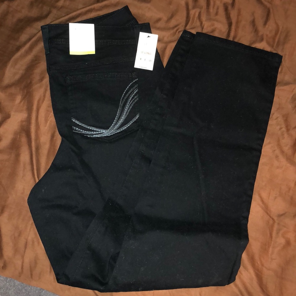 Black hi rise tummy control 12L stretchy jeans